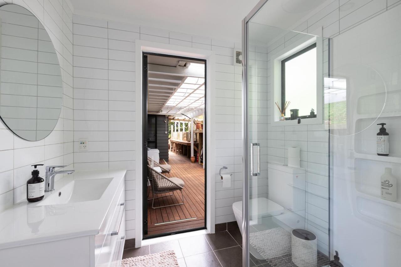 Kawau Lodge Boutique Resort Kawau Island Buitenkant foto
